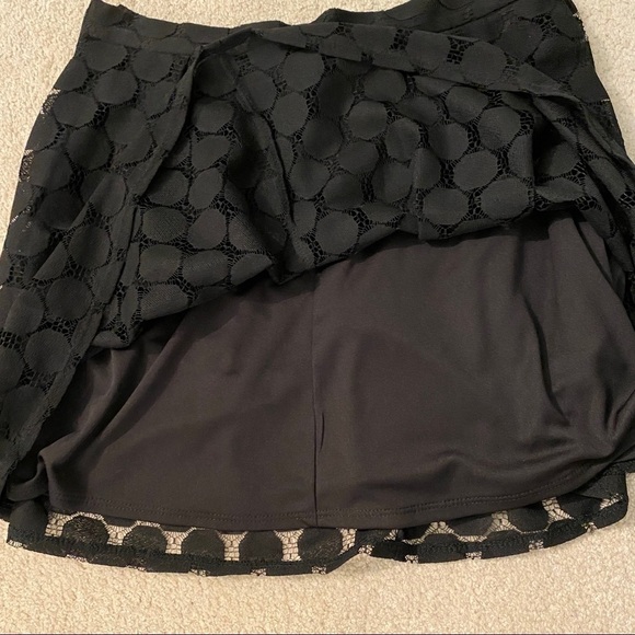 𝅺NWT Debenhams Women's Red Herring Black Polka Dot Lace Mini Skirt sz US8 - Picture 10 of 11